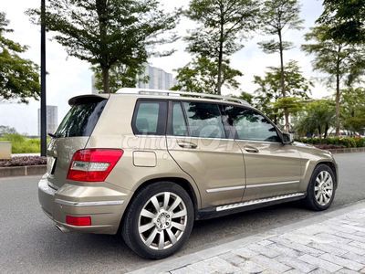 Mercedes-Benz 2010 - ảnh 3