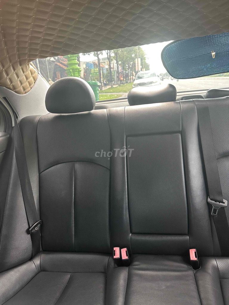 Mercedes-Benz - ảnh 4