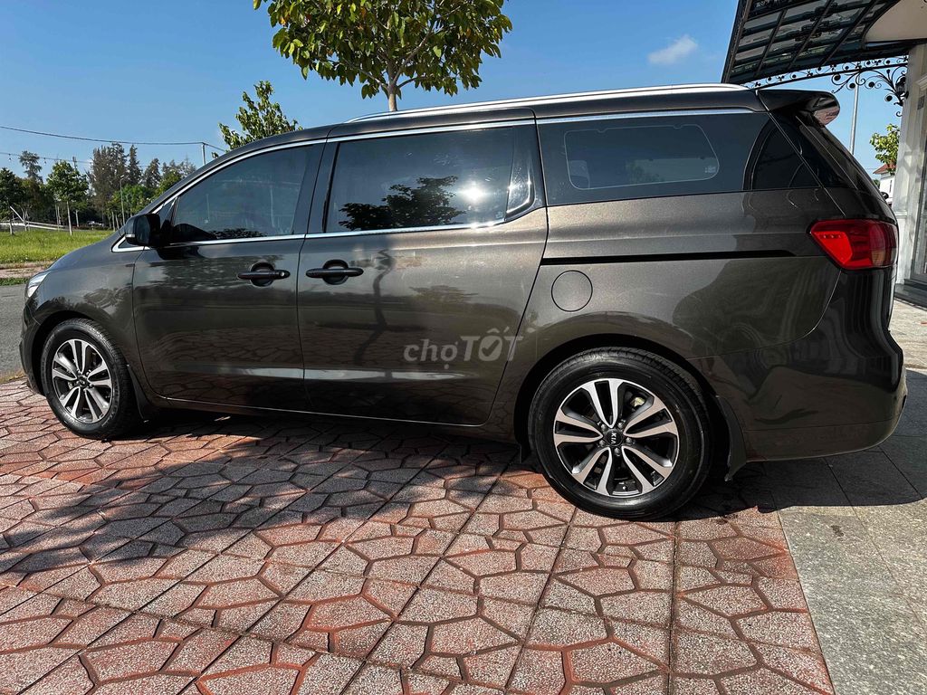 Kia Sedona 2016 - ảnh 4
