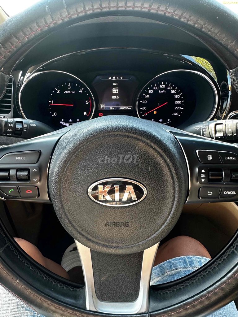 Kia Sedona 2016 - ảnh 5