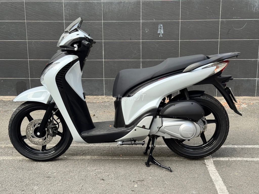 Honda SH 2012 - ảnh 3