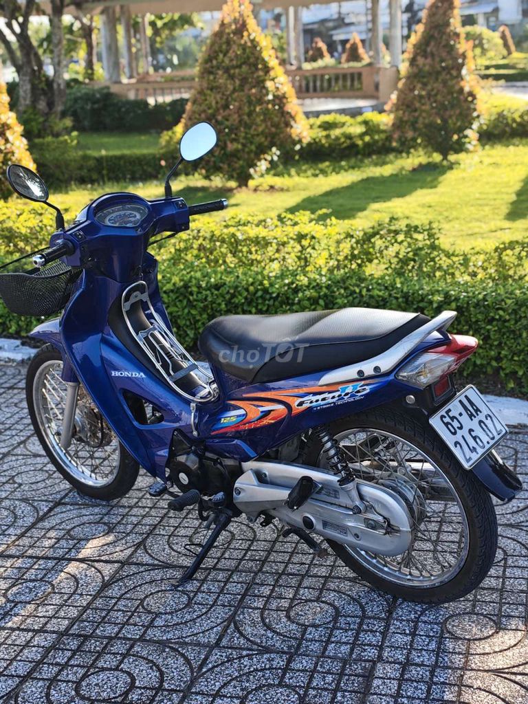 Honda Future 2005 - ảnh 2