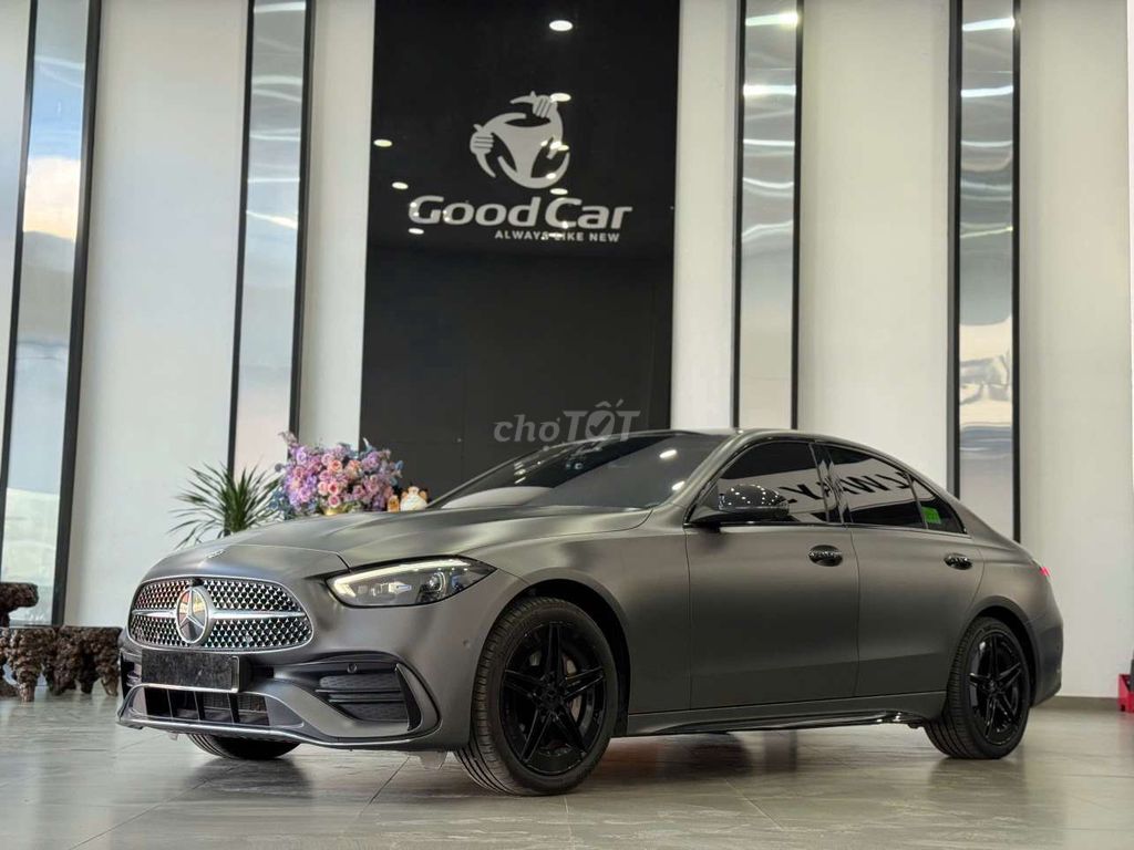 Mercedes-Benz 2022 - ảnh 1