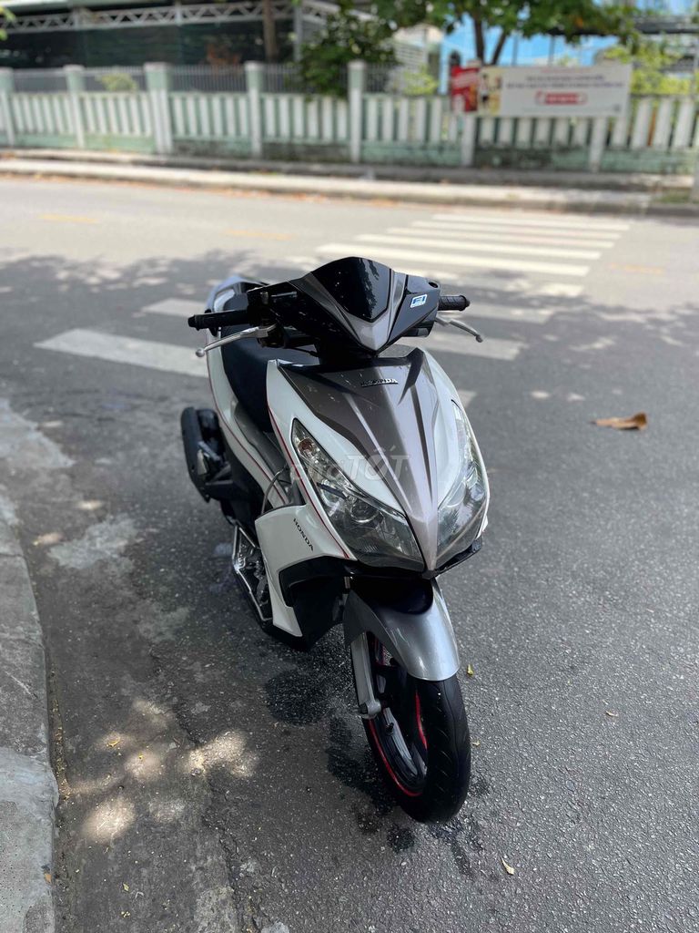 Honda Air Blade 2015 - ảnh 1