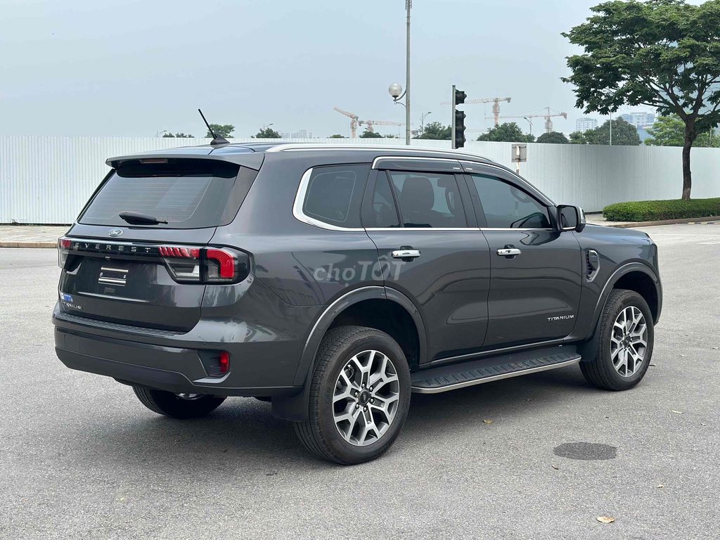 Ford Everest 2024 - ảnh 5