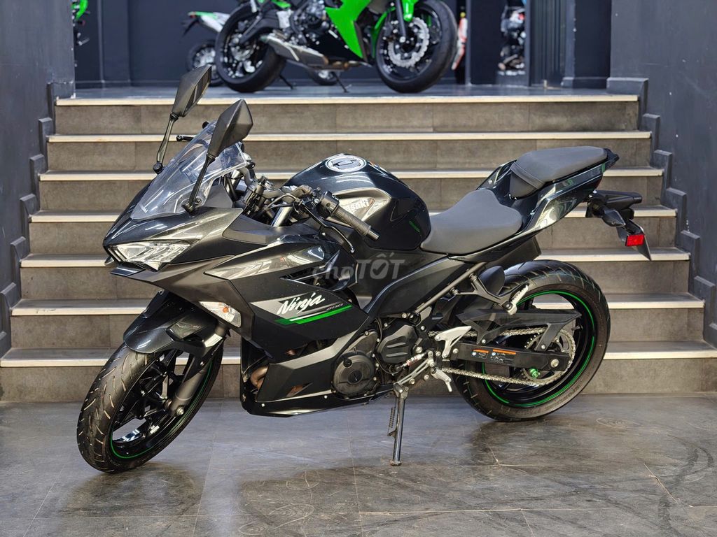 Kawasaki 2023 - ảnh 2