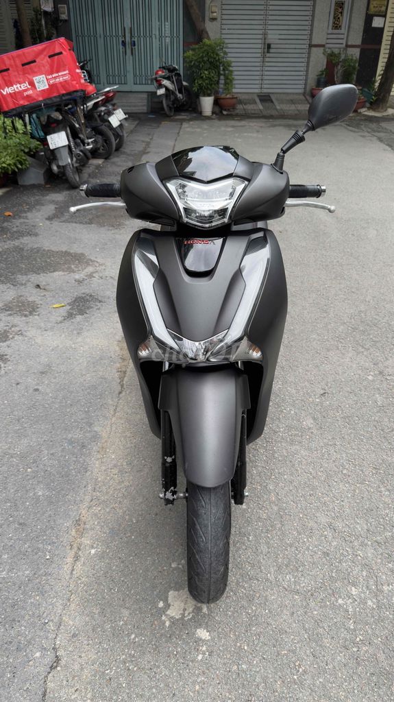 Honda SH 2018 - ảnh 1