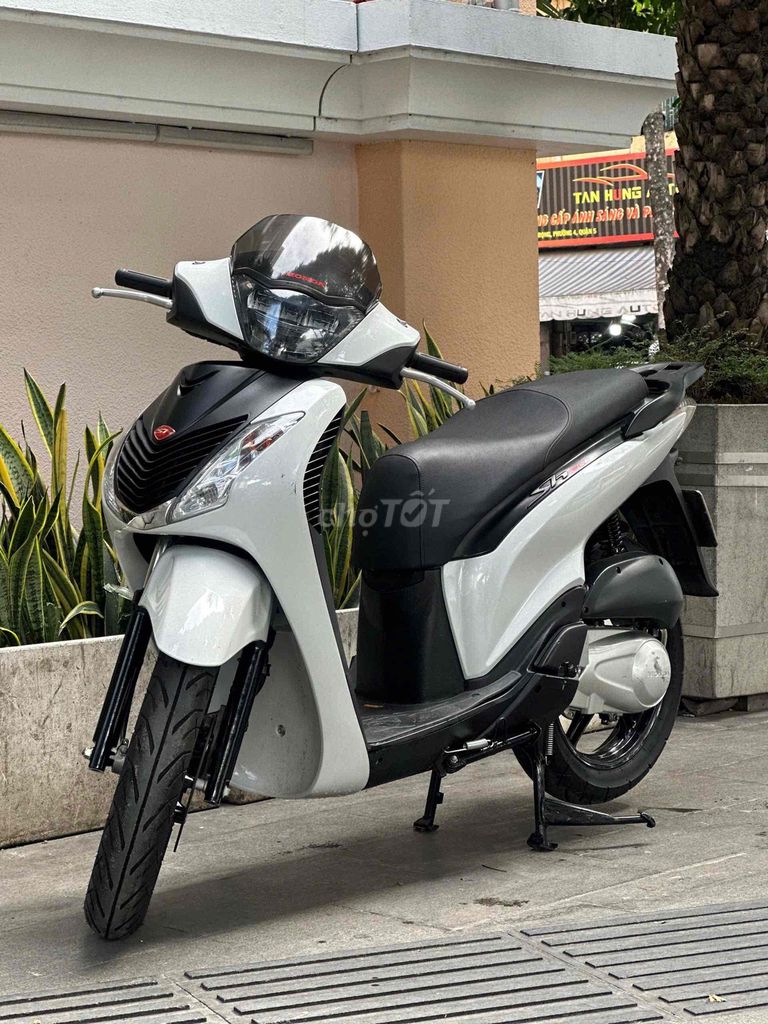 Honda SH 2010 - ảnh 4