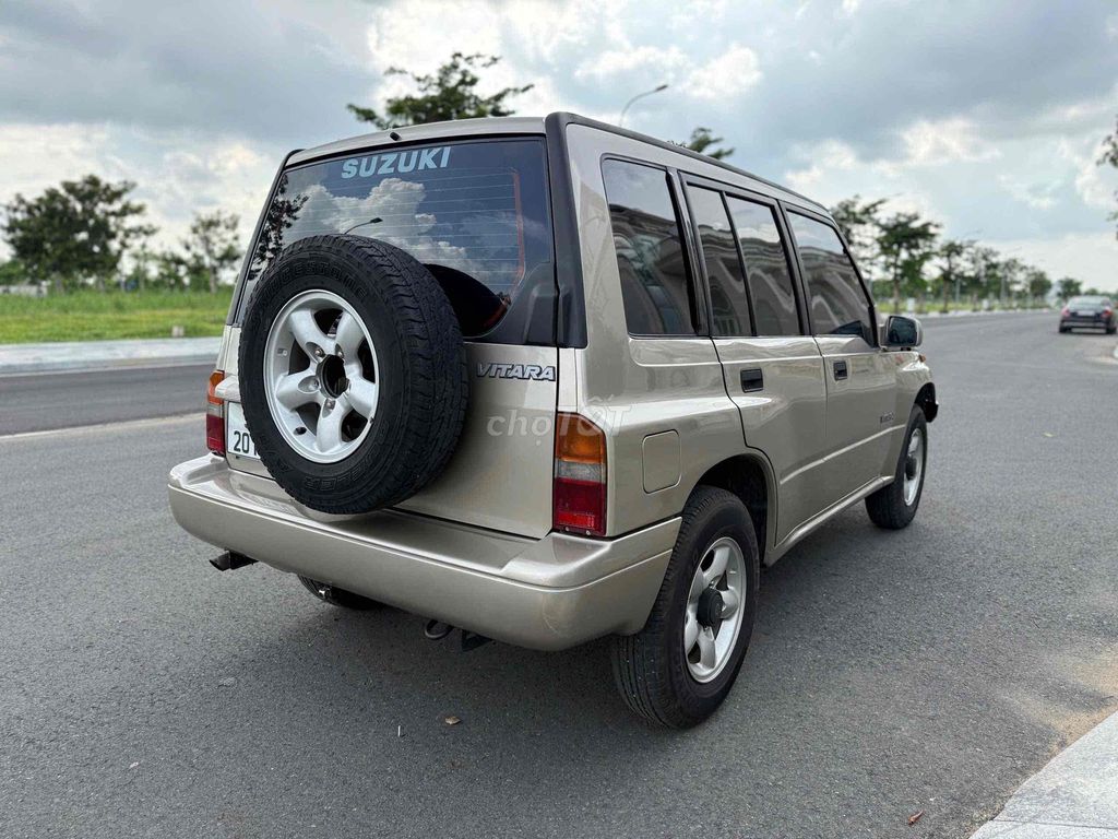 Suzuki Vitara 2005 - ảnh 3