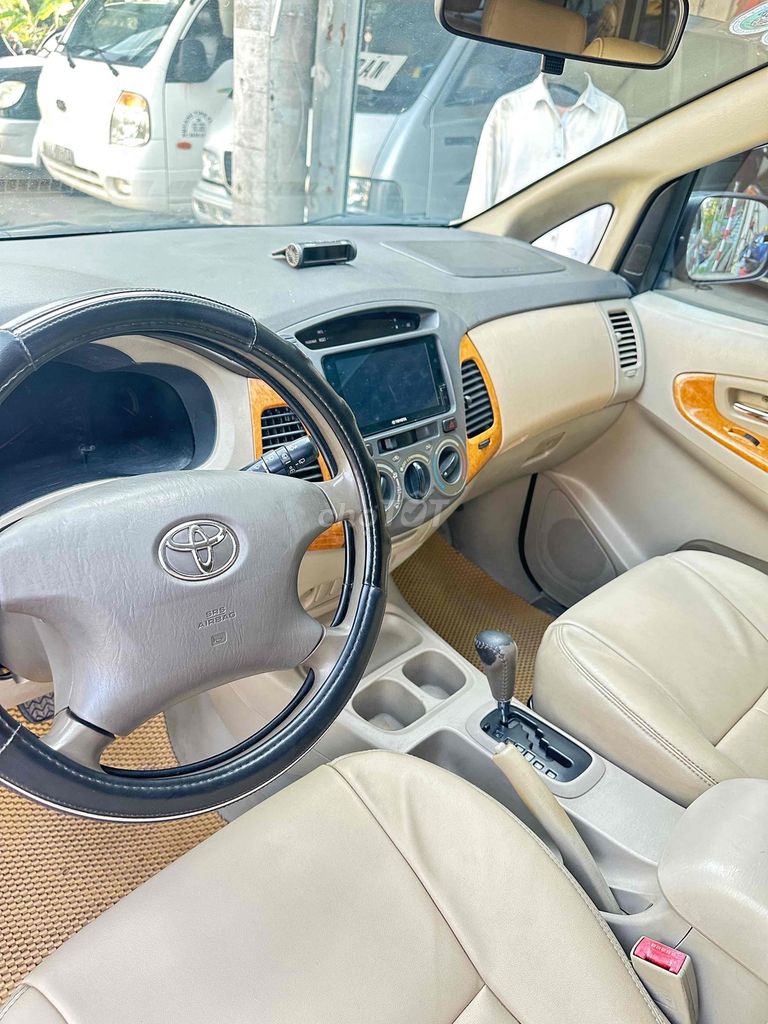 Toyota Innova 2008 - ảnh 4