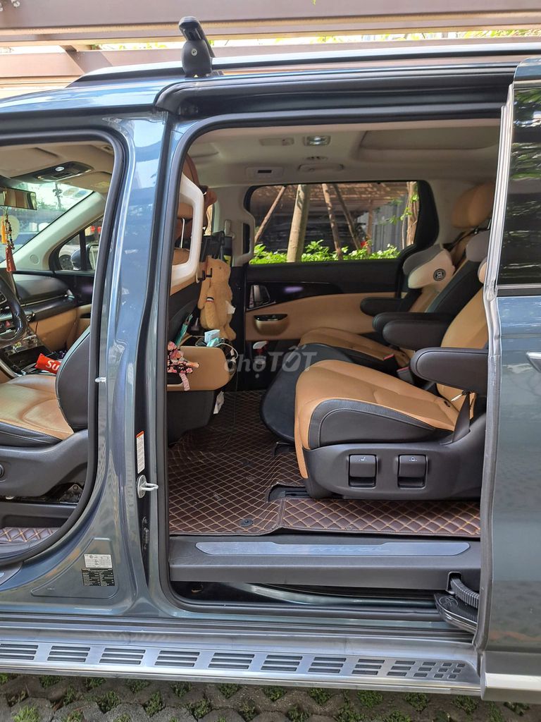 Kia Carnival Signature 2.2D 2021 - ảnh 3