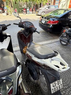 Honda SH 2011 - ảnh 1