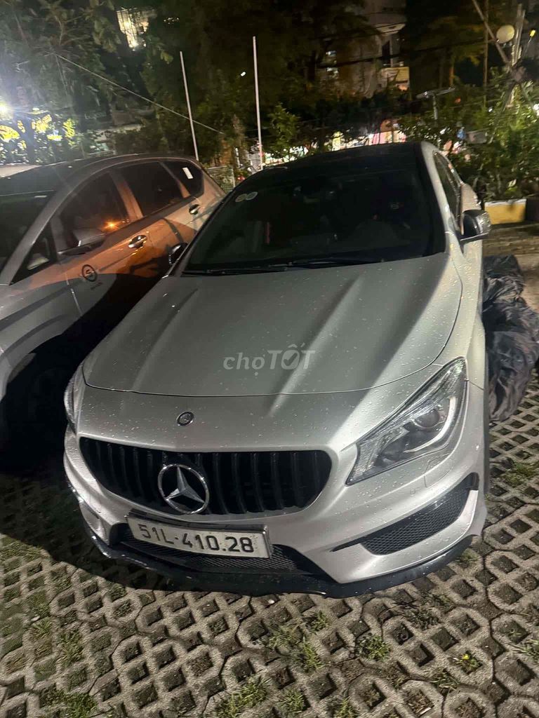 Mercedes-Benz - ảnh 1