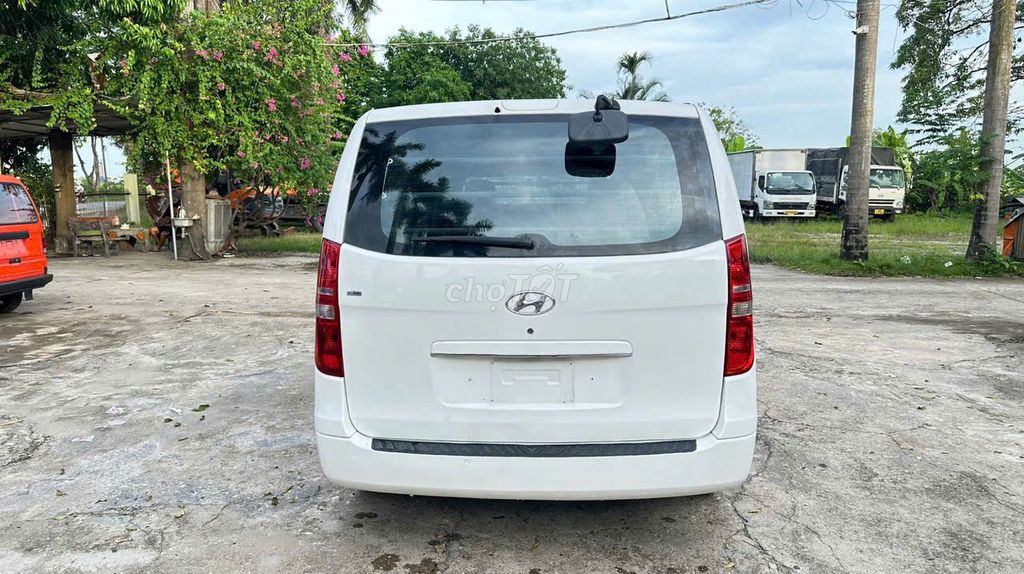 Hyundai Starex 2015 - ảnh 5