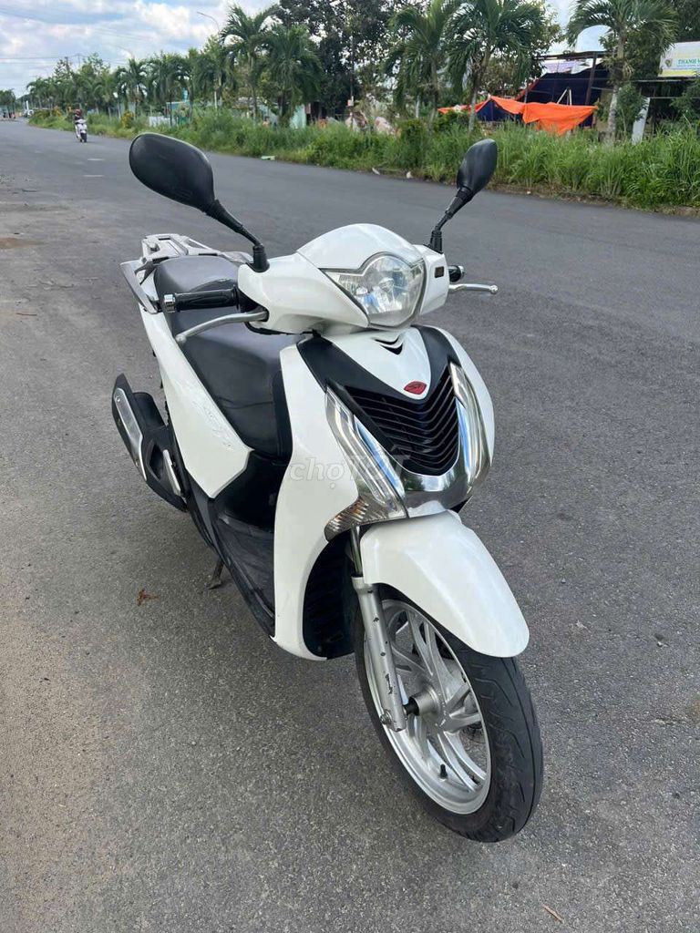 Honda SH 2016 - ảnh 1