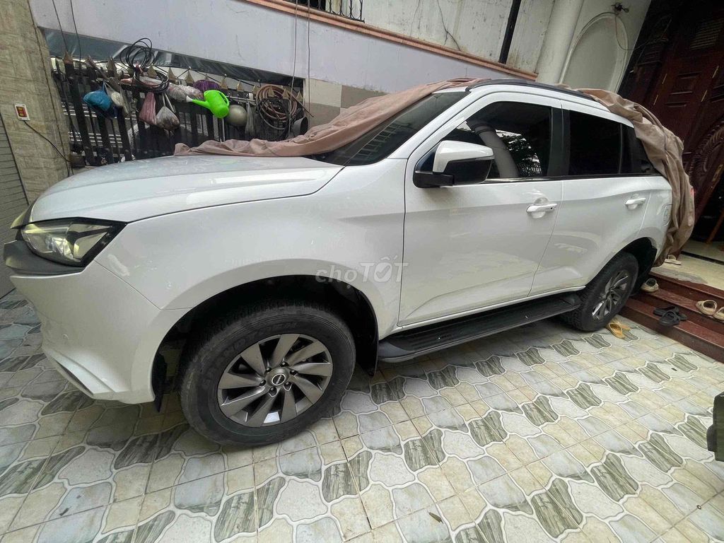 Isuzu 2023 - ảnh 1