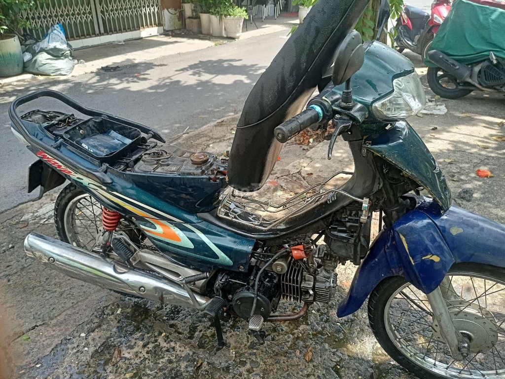 Honda 2000 - ảnh 1