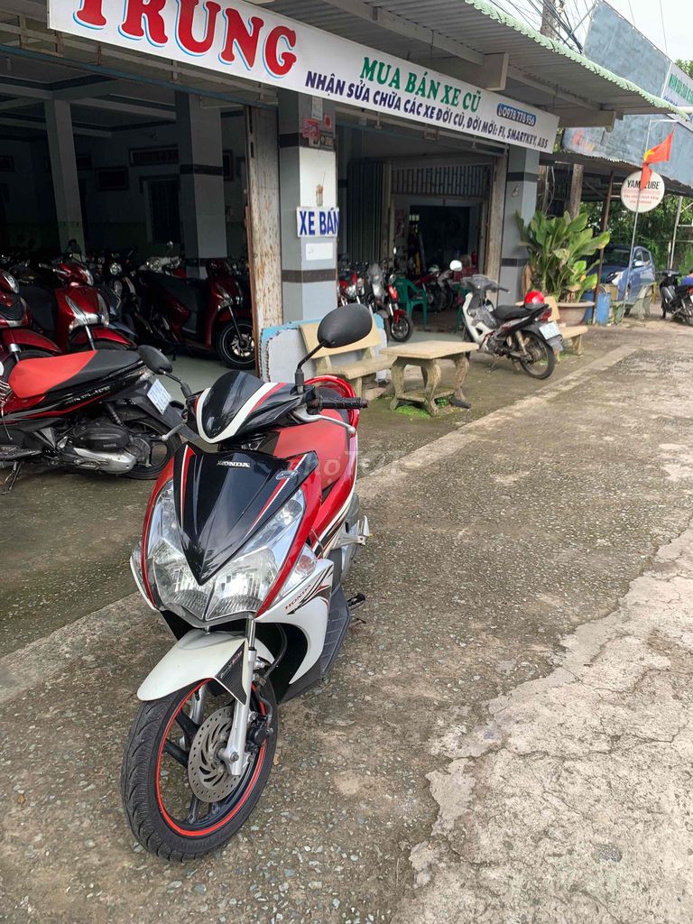 Honda Air Blade 2011 - ảnh 1