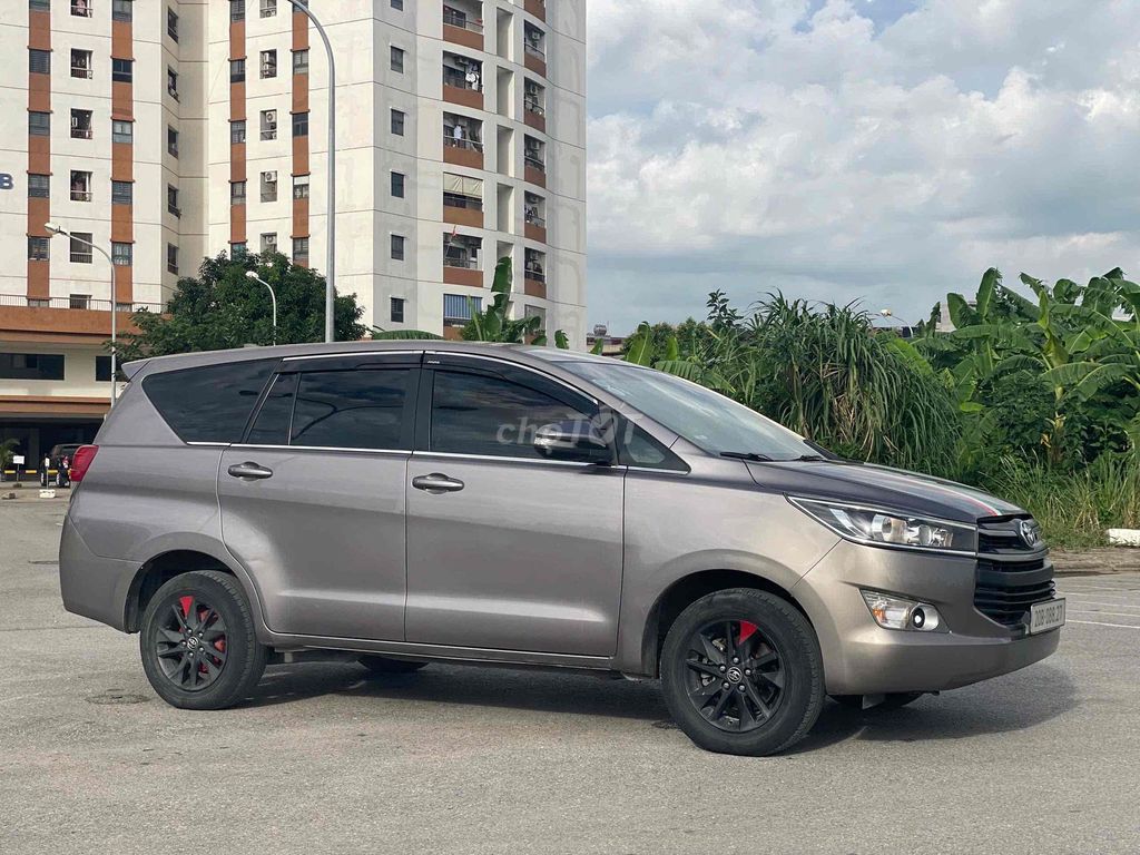 Toyota Innova 2017 - ảnh 2