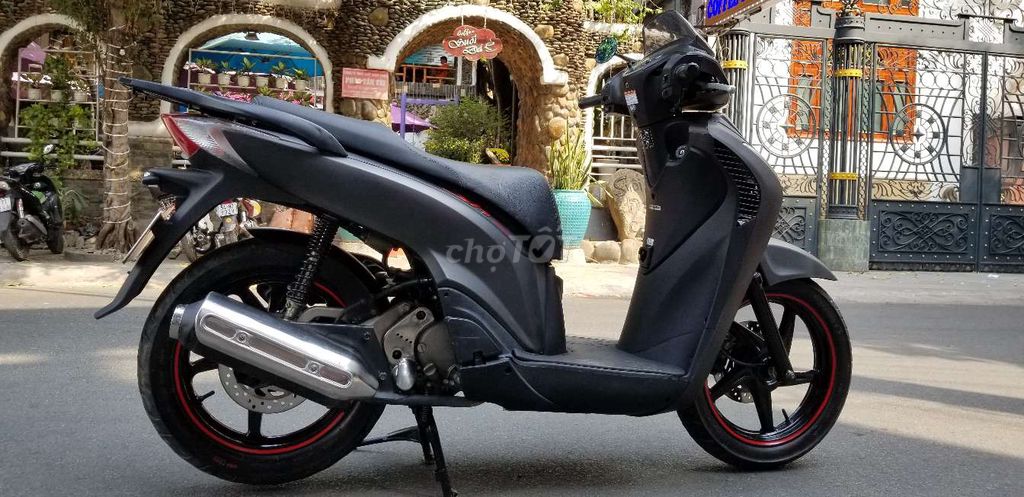 Shi t 2011 - ảnh 3