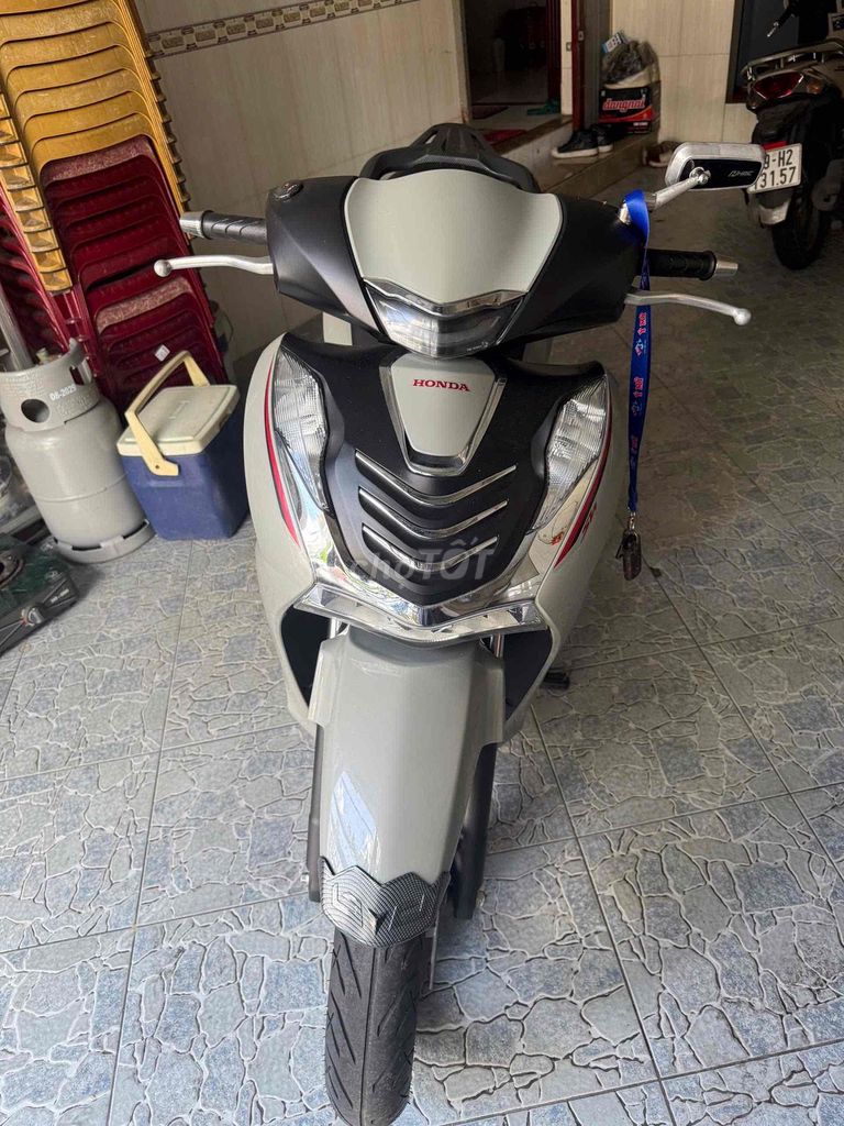 Honda SH 2024 - ảnh 1