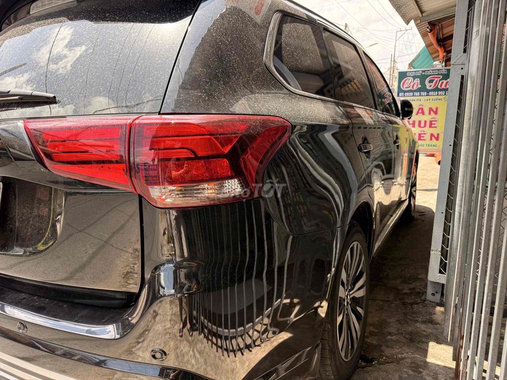 Mitsubishi Outlander 2.0 CVT 2022 - ảnh 3
