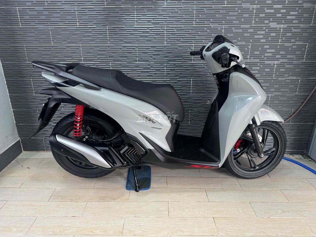 Honda SH 2025 - ảnh 5