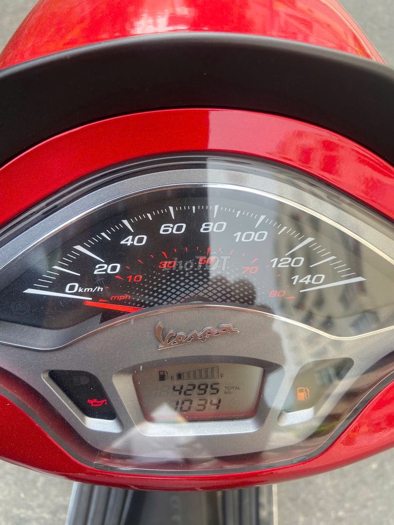 Piaggio Vespa 2024 - ảnh 2