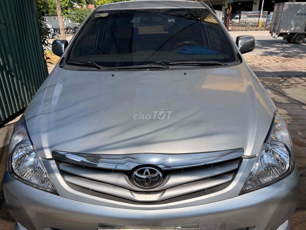 Toyota Innova G 2010 - ảnh 1