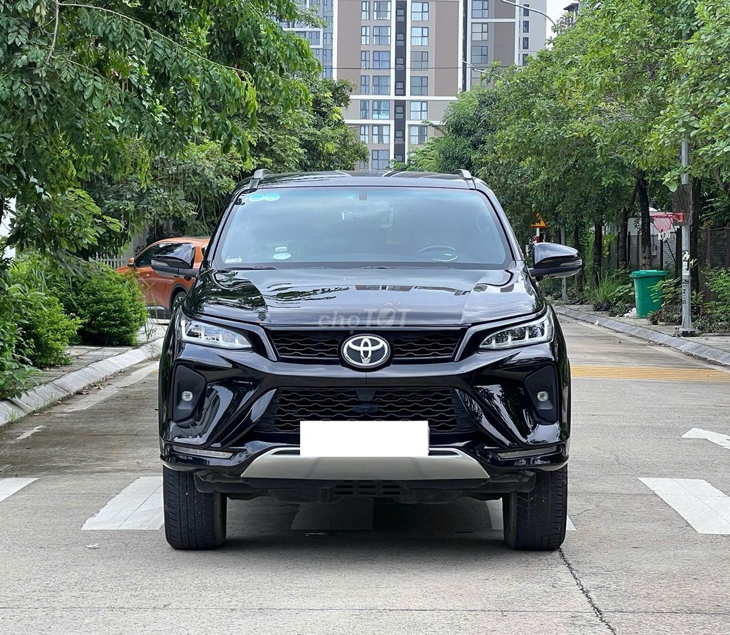 Toyota Fortuner 2021 - ảnh 1