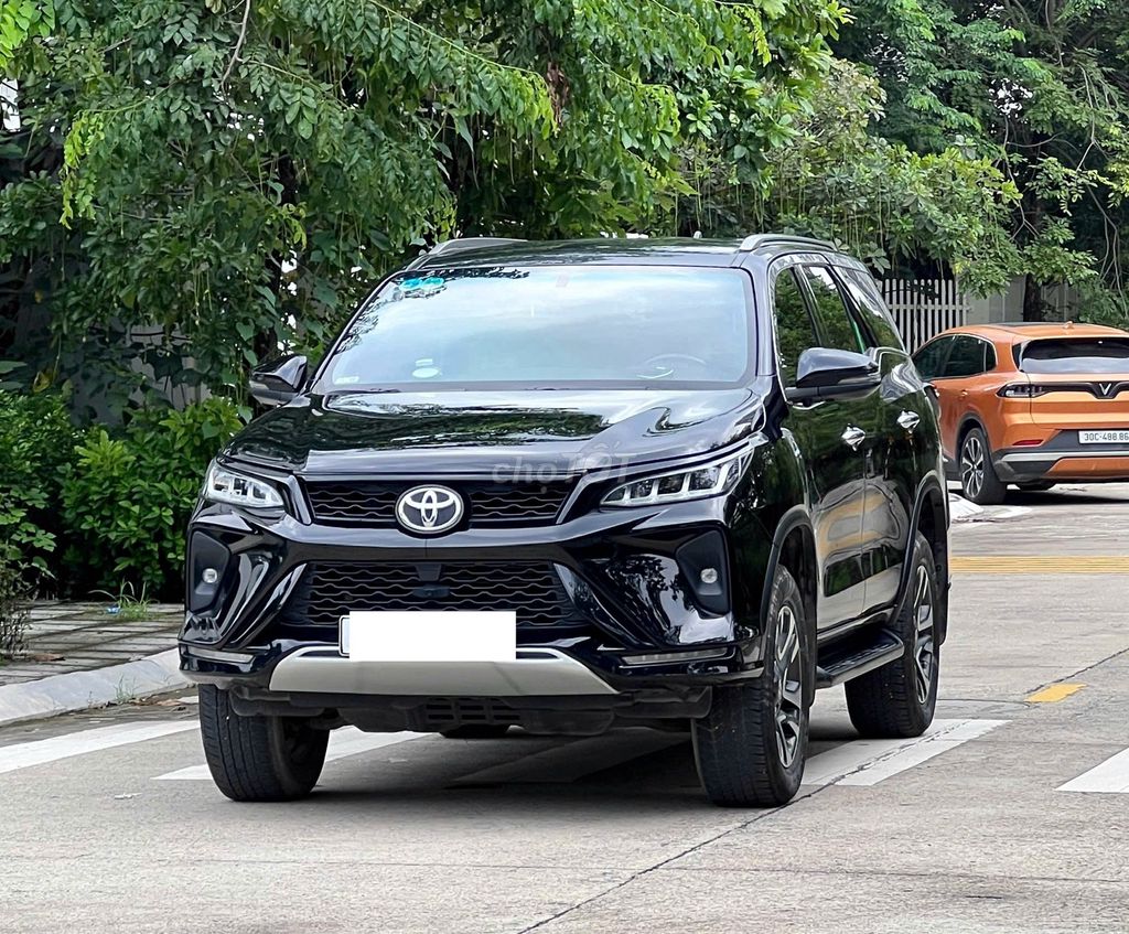 Toyota Fortuner 2021 - ảnh 2