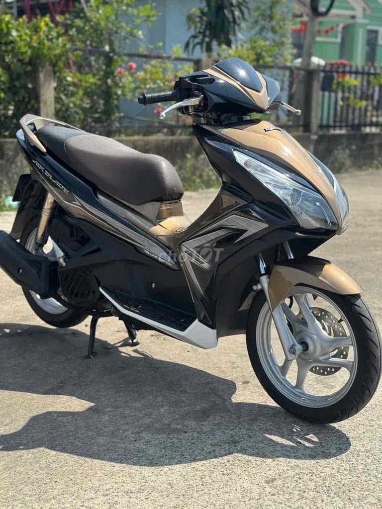 Honda Air Blade 2014 - ảnh 3