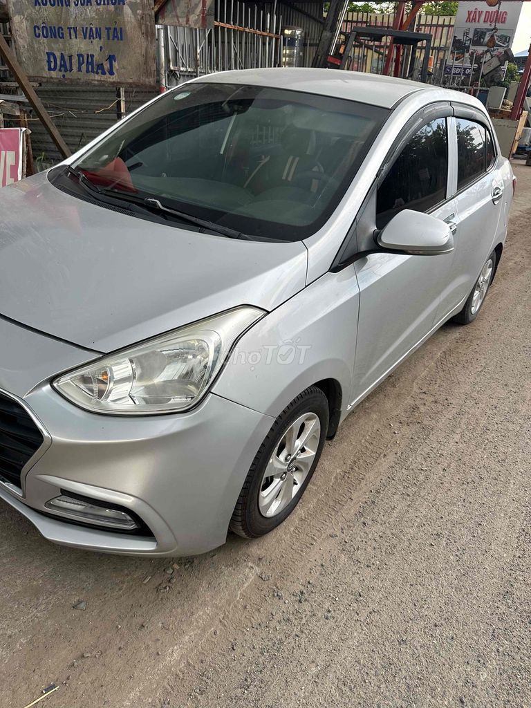 Hyundai Grand i10 - ảnh 1