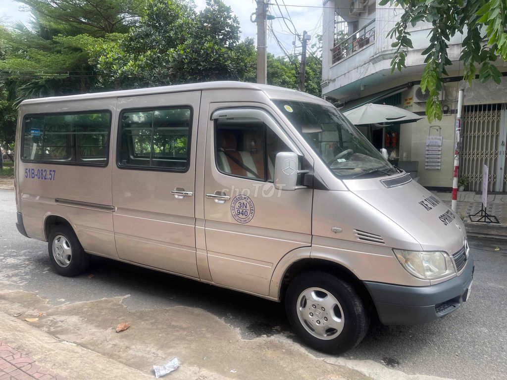 Mercedes-Benz - ảnh 2