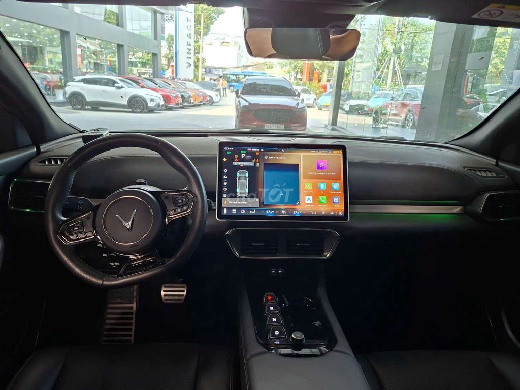 VinFast VF8 Plus - ảnh 1