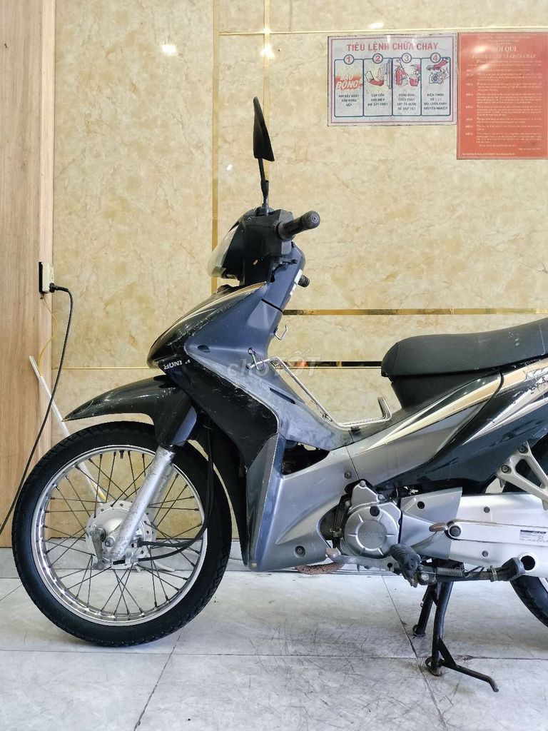 Honda Wave 2010 - ảnh 4