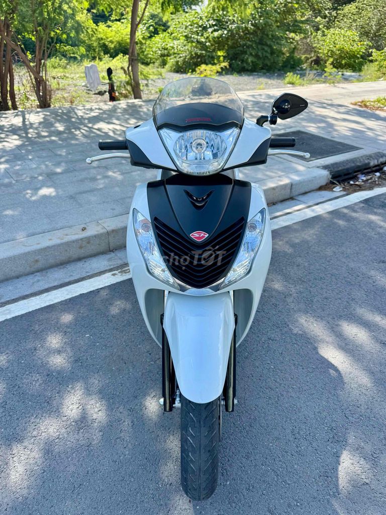 Honda SH 2011 - ảnh 1