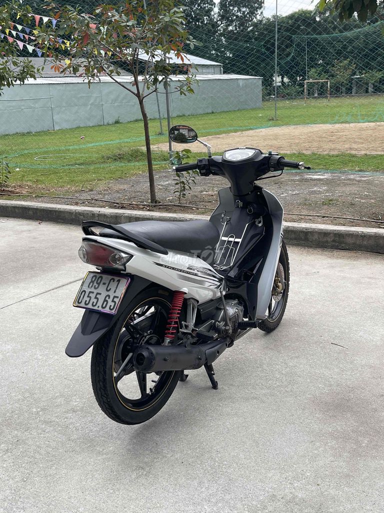 Yamaha Sirius 2012 - ảnh 4