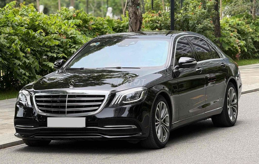 Mercedes-Benz 2017 - ảnh 3