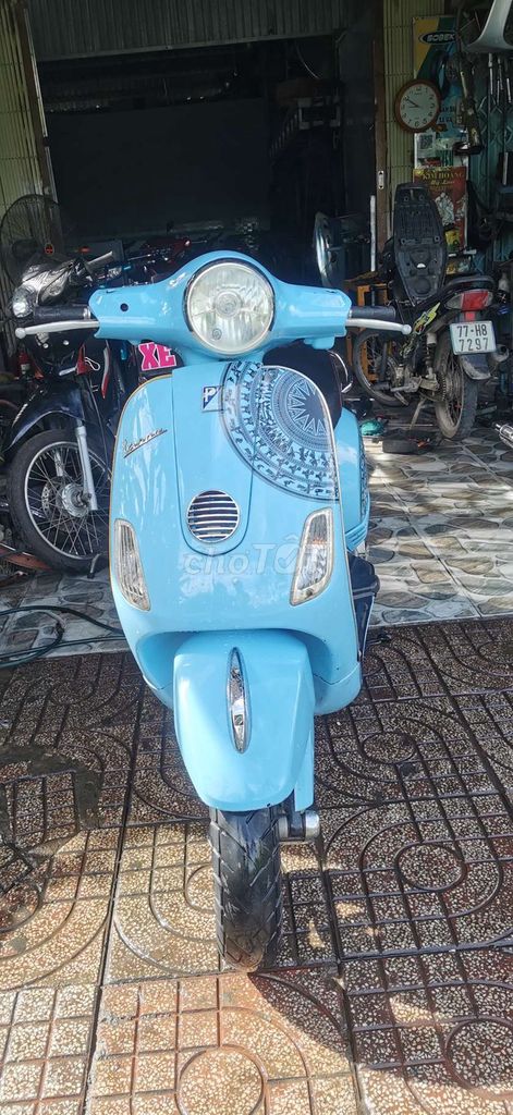 Piaggio Vespa 2010 - ảnh 1
