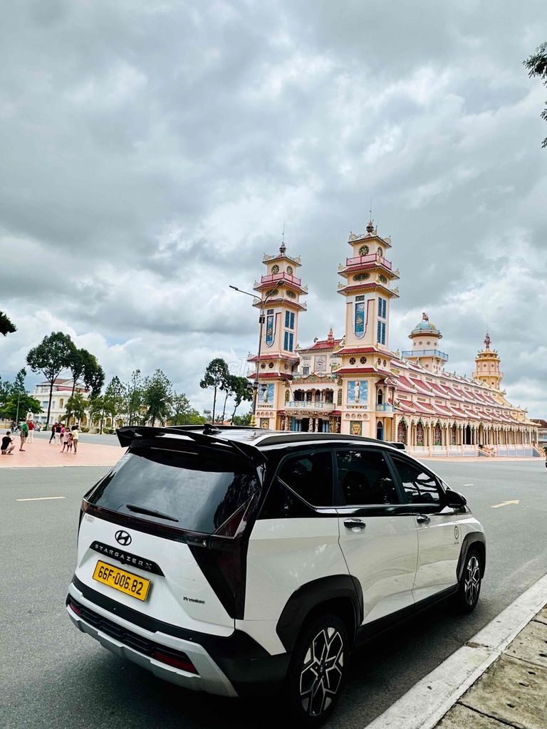 Hyundai Stargazer - ảnh 3