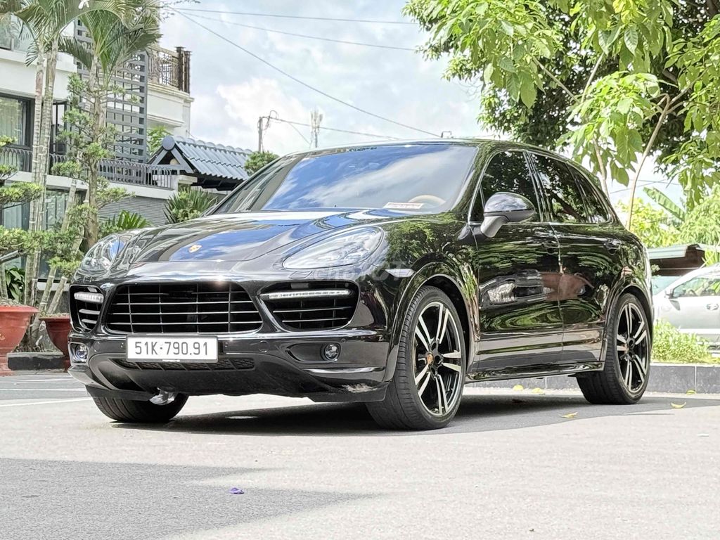 Porsche Cayenne 2012 - ảnh 3