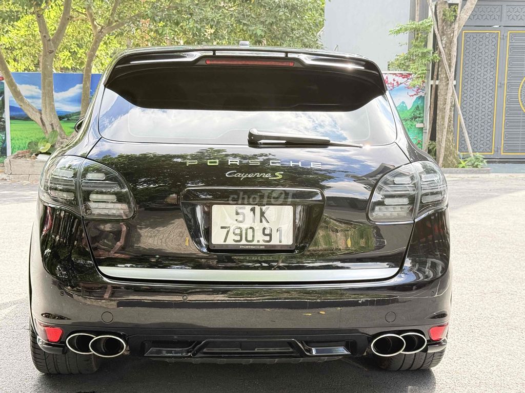 Porsche Cayenne 2012 - ảnh 5
