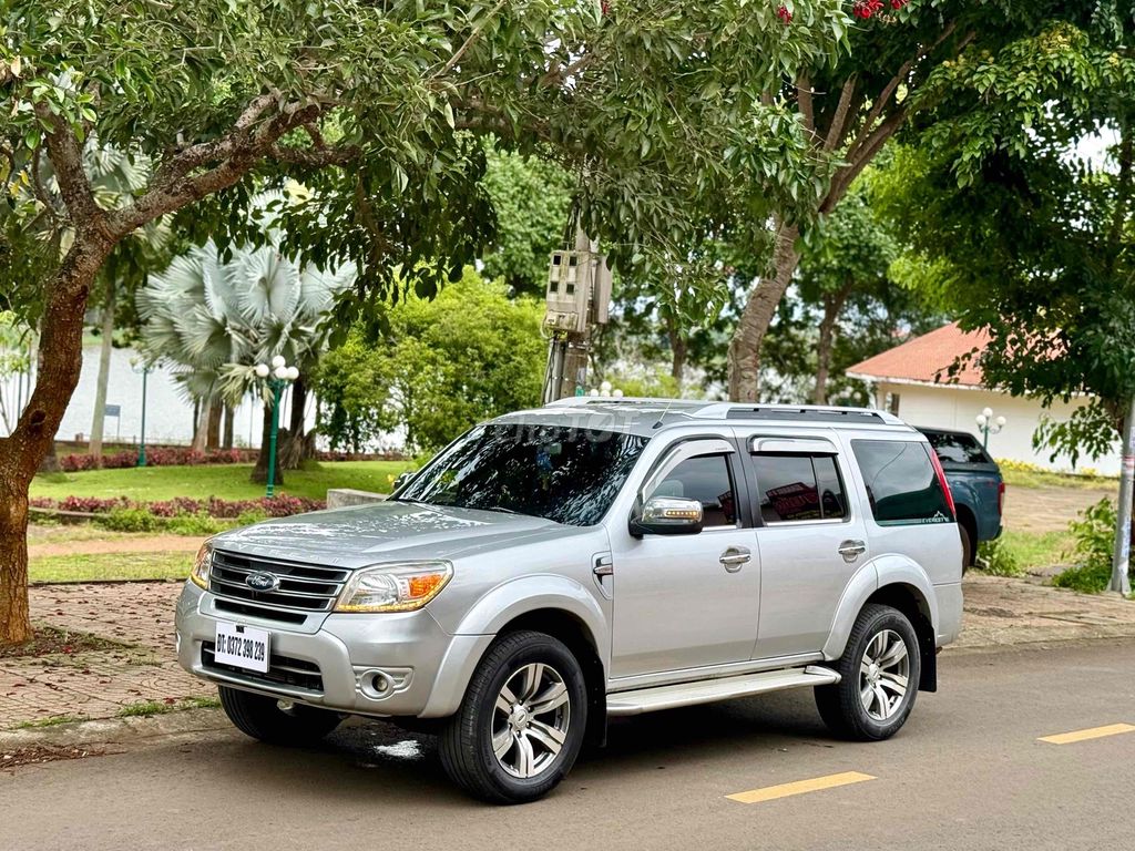 Ford Everest 2013 - ảnh 1