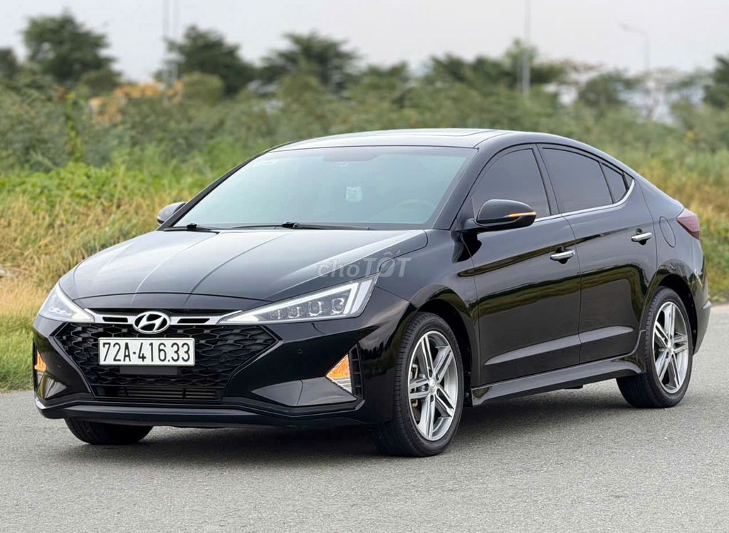 Hyundai Elantra 2019 - ảnh 2