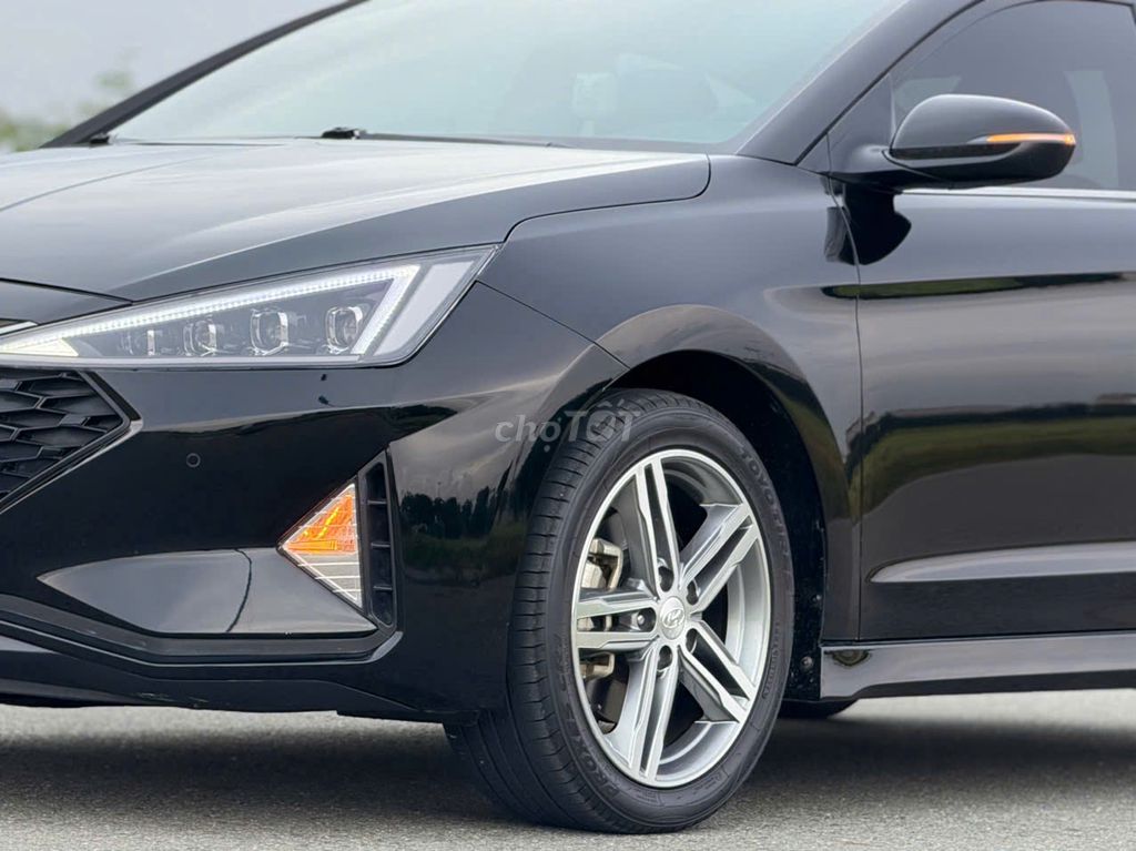 Hyundai Elantra 2019 - ảnh 3