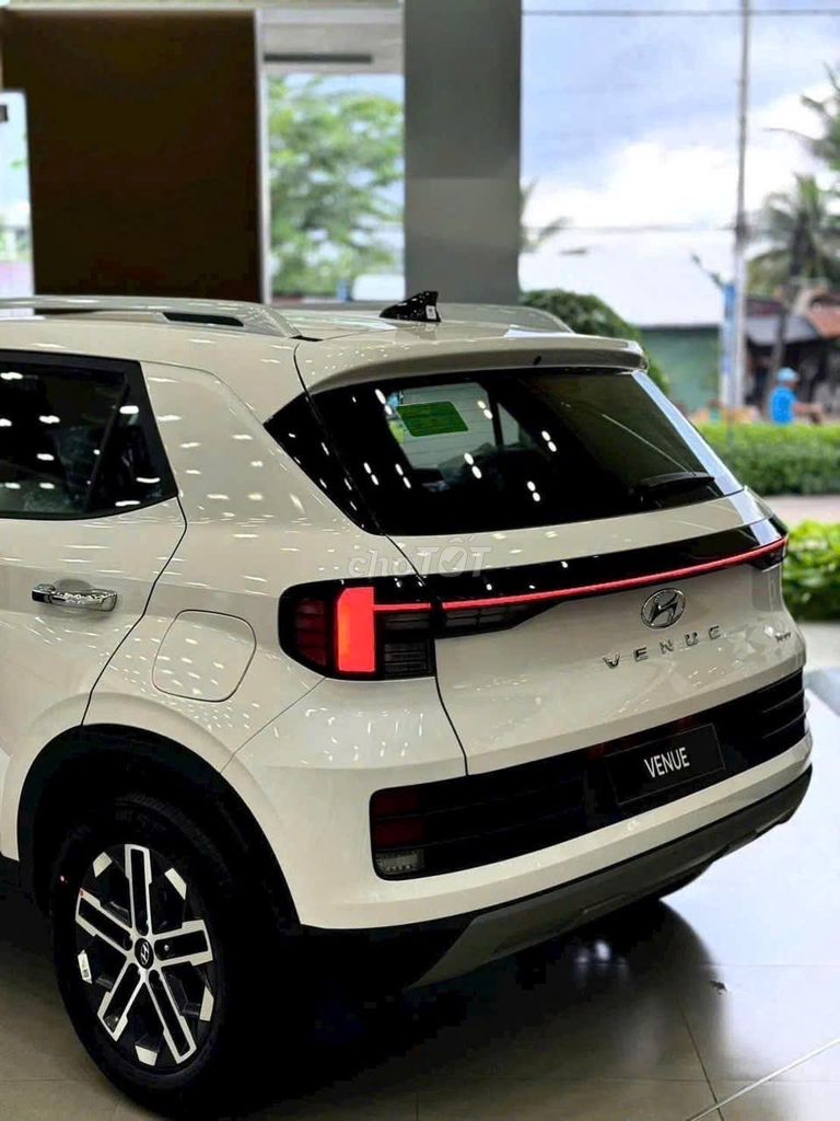 Hyundai Venue - ảnh 4