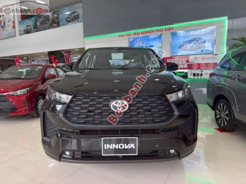 Toyota Innova Cross 2.0G CVT 2026 - ảnh 1