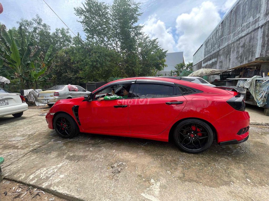 Honda Civic 2019 - ảnh 2