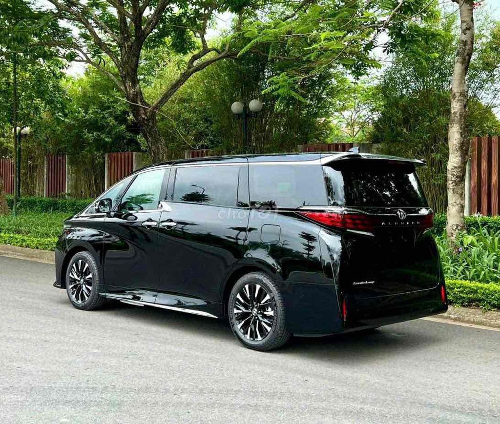 Toyota - ảnh 3